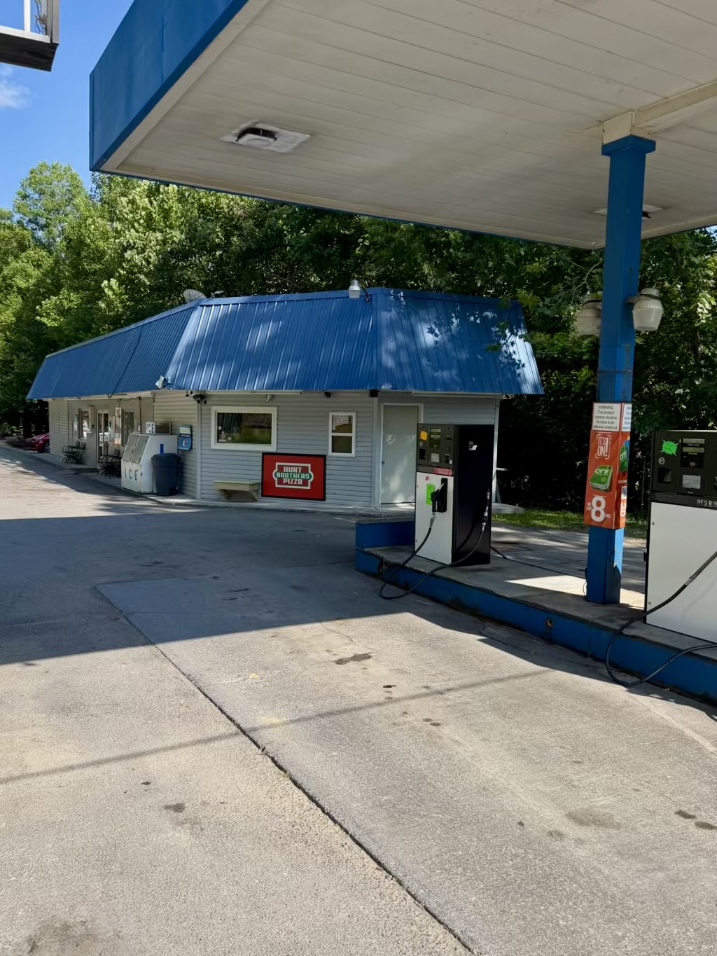 JDM Deli Mart #2 storefront in Birchleaf, Virginia